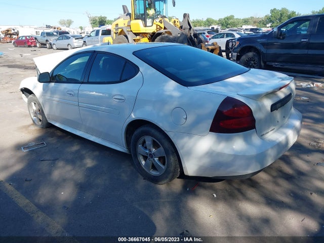 2005 PONTIAC GRAND PRIX VIN: 2G2WP522351298819