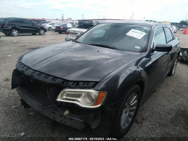 2C3CCAAG4EH182752 Chrysler 300