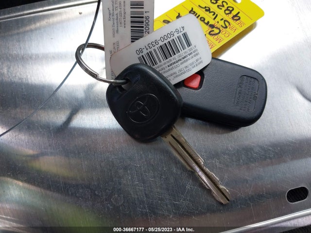2006 TOYOTA COROLLA LE VIN: JTDBR32E760059838