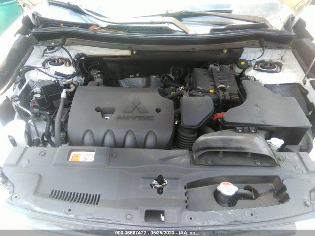 JA4AZ3A3XJZ027444 Mitsubishi Outlander Es/se/sel/le