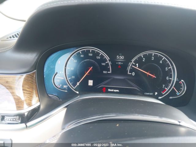 WBA7E2C33HG741180 BMW 7 Series 740i