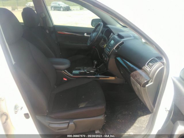5XYKTDA64FG613736 KIA SORENTO LX