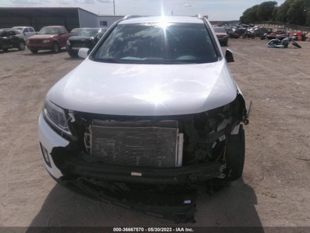 5XYKTDA64FG613736 KIA SORENTO LX