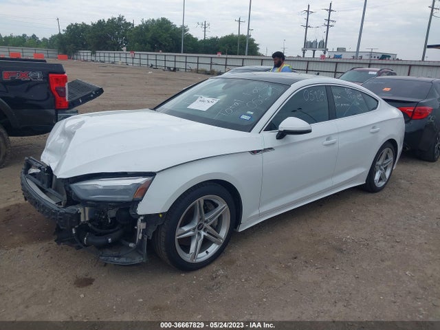 2022 Audi A5, VIN: WAUDACF52NA008036