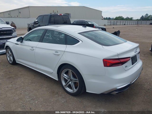 2022 Audi A5, VIN: WAUDACF52NA008036