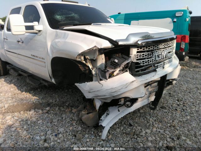1GT125E88EF101530 GMC Sierra 2500hd Denali