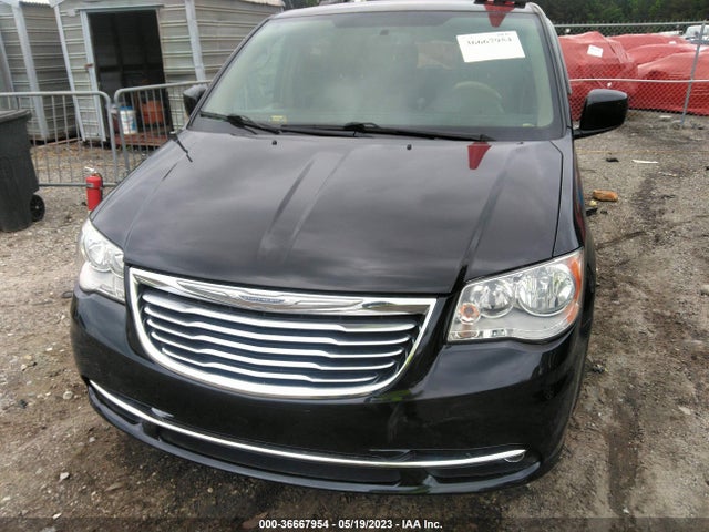 2C4RC1BG8GR300223 Chrysler Town & Country Touring