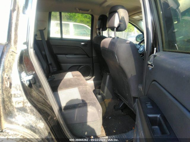 1C4NJCBA4GD705591 Jeep Compass Sport