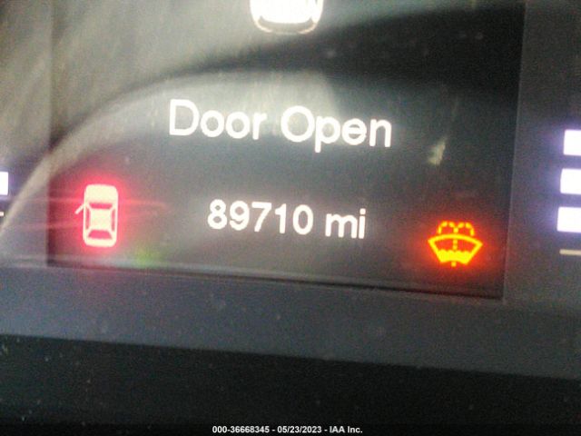 1C4PJLCB1GW217655 Jeep Cherokee Latitude