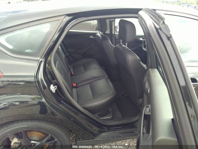 2015 FORD FOCUS TITANIUM VIN: 1FADP3N2XFL379336