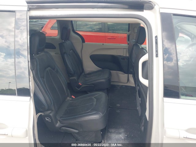 2C4RC1BG8MR531537 Chrysler Pacifica Touring L