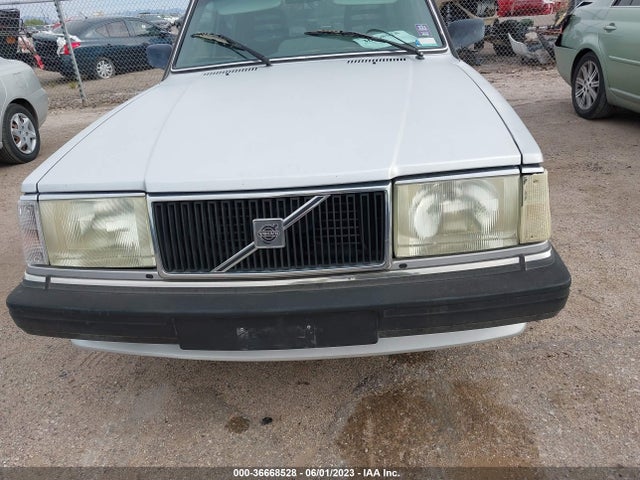 1988 VOLVO 244 DL/GL VIN: YV1AX8843J1300353