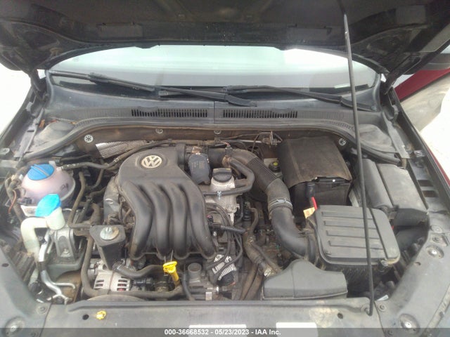 3VW2K7AJ4EM335279 Volkswagen Jetta Sedan S