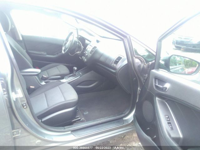 KNAFX4A67G5582740 KIA FORTE LX