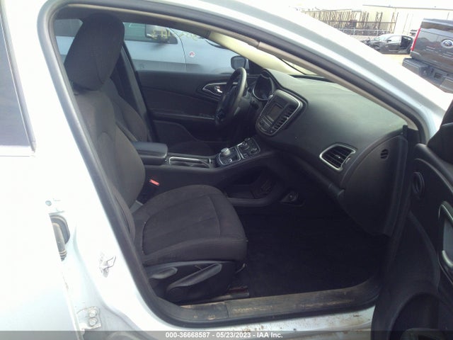 Chrysler 200 Limited 2015 1C3CCCAB9FN576658 Image 6