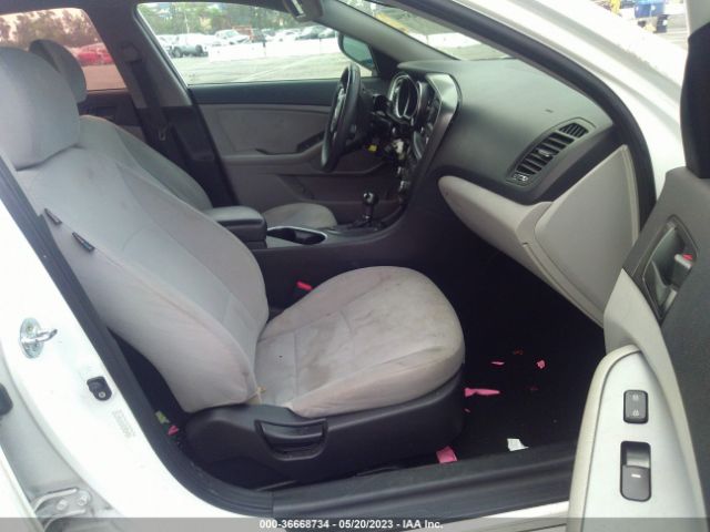 KNAGM4A78F5546608 KIA Optima Lx