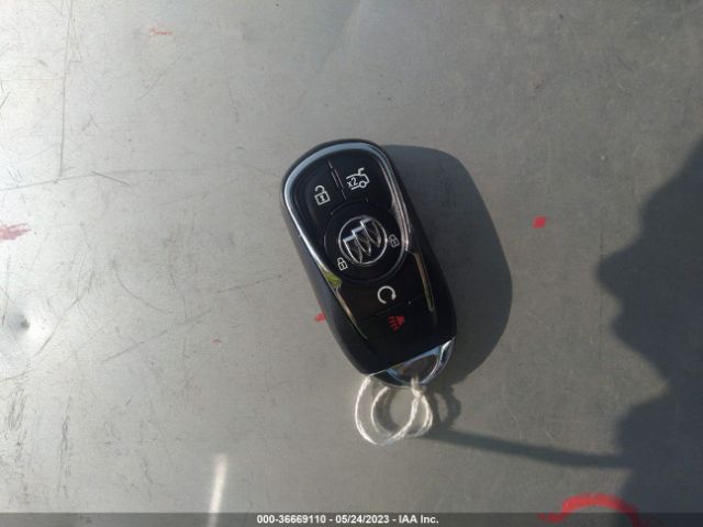 1G4ZP5SS2JU141821 Buick Lacrosse Essence