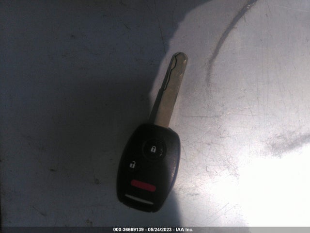 2013 HONDA FIT SPORT VIN: JHMGE8H50DC036384