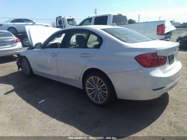 WBA3C1C59EK111933 BMW 3 Series 328i