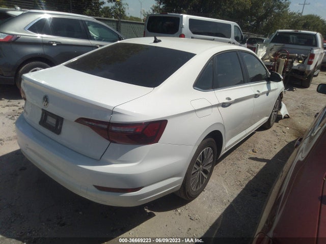 3VWN57BU2MM039365 Volkswagen Jetta S/r-line