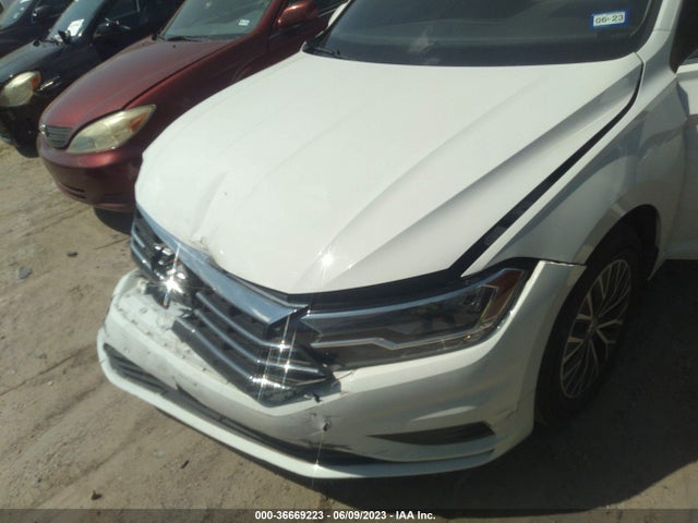 3VWN57BU2MM039365 Volkswagen Jetta S/r-line