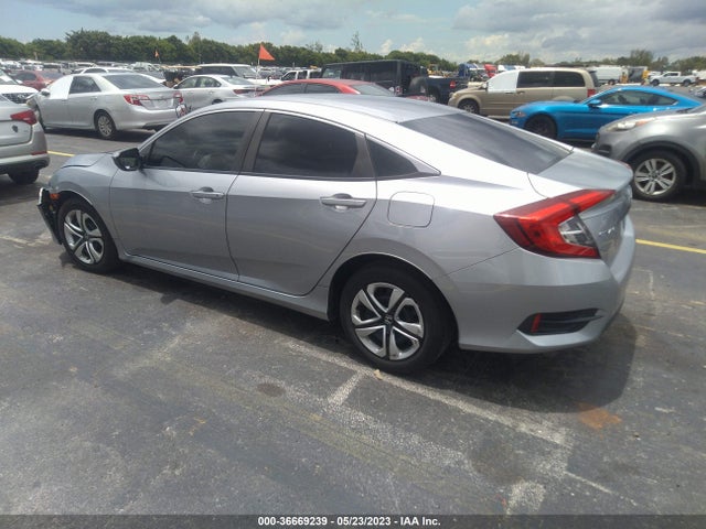 Honda Civic Sedan Lx 2018 19XFC2F57JE029018 Image 3