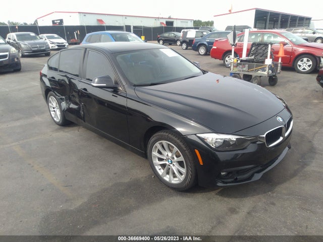 2016 WBA8E1G56GNT36824 main image