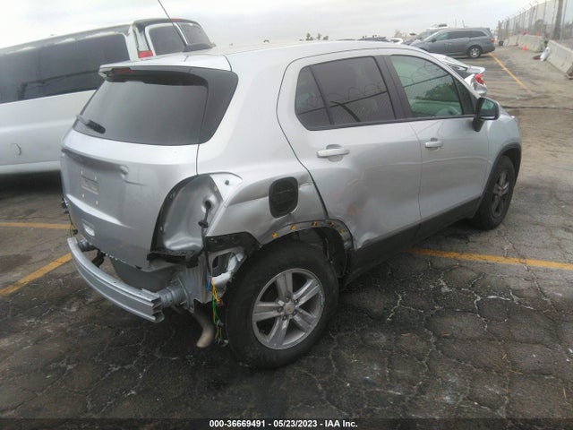 Chevrolet le2 2022 KL7CJKSM5NB552334 Image 20