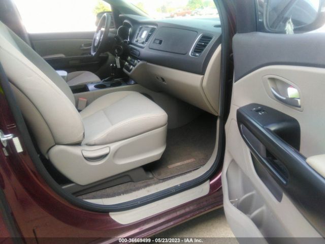 KNDMB5C17G6190609 KIA SEDONA LX