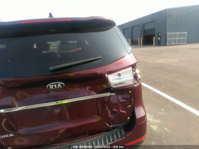 KNDMB5C17G6190609 KIA SEDONA LX