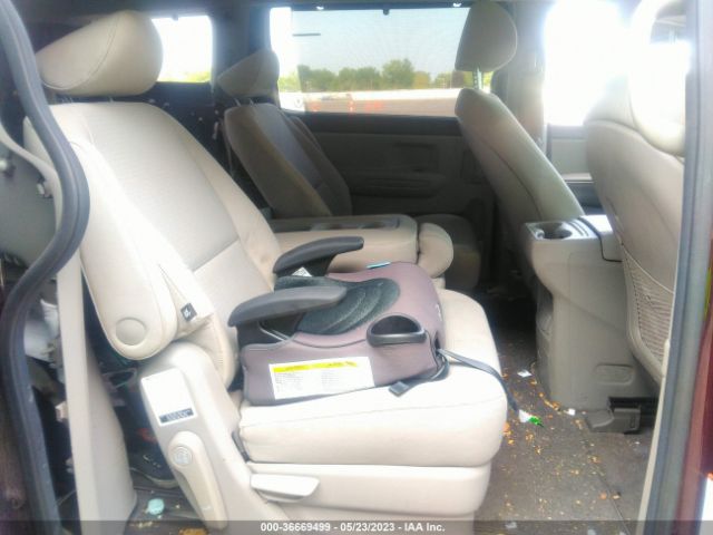 KNDMB5C17G6190609 KIA SEDONA LX
