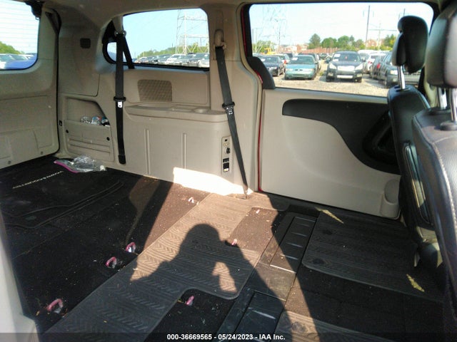 2C4RC1BG0ER358601 Chrysler Town & Country Touring