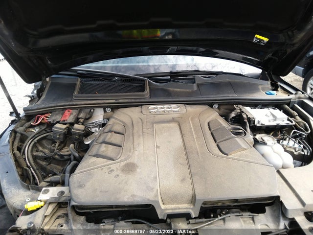 WA1LAAF70HD039772 Audi Q7 Premium Plus