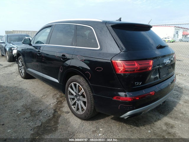 WA1LAAF70HD039772 Audi Q7 Premium Plus
