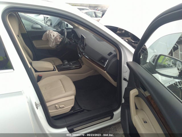 WA1BNAFY1J2035949 Audi Q5 Premium Plus