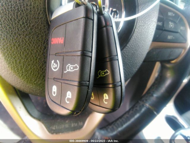 1C4RJFAG8FC650527 Jeep Grand Cherokee Laredo