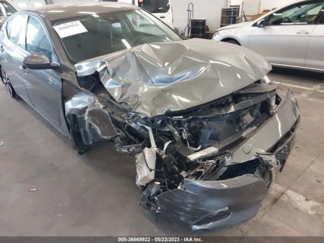 1N4BL4DW3NN384264 Nissan Altima 2.5 Sv