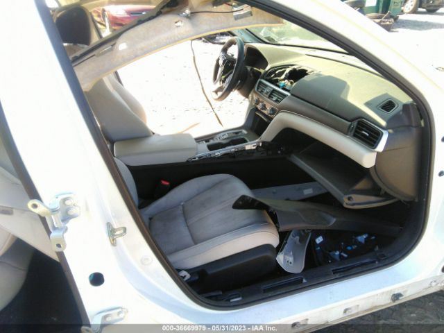 1HGCV3F44JA008044 Honda Accord Hybrid Ex