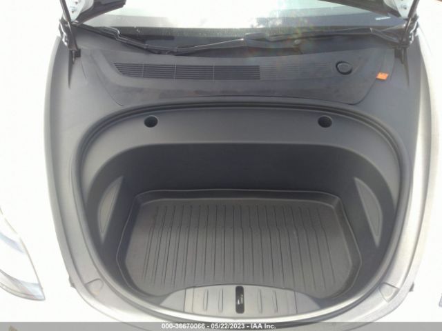 5YJ3E1EA8MF977464 Tesla Model 3 Standard Range Plus