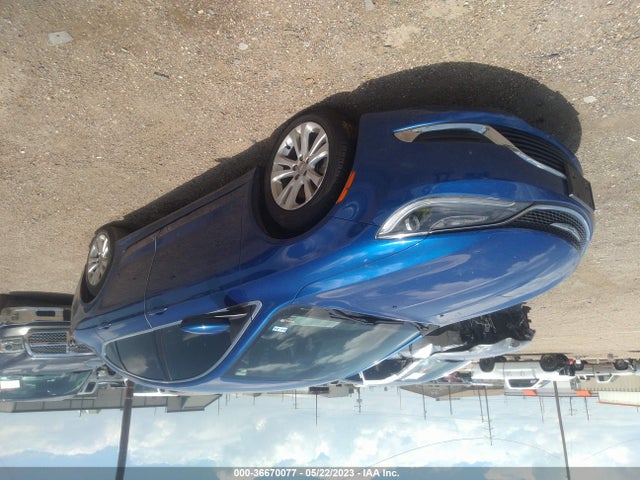 Chrysler 200 Limited 2016 1C3CCCAB2GN133253 Image 2