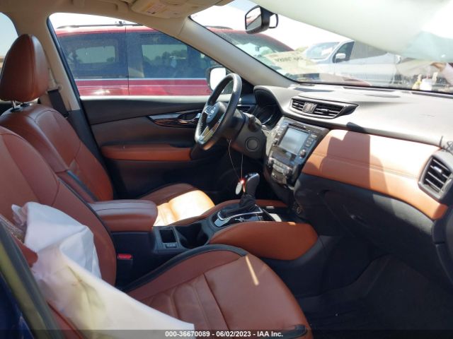5N1AT2MV4HC840043 Nissan Rogue Sl