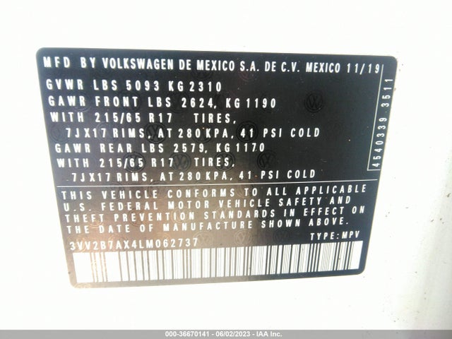 3VV2B7AX4LM062737 Volkswagen Tiguan Se/sel/se R-line Black
