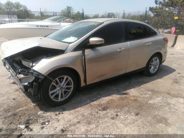 Ford FOCUS SE 2017 1FADP3F2XHL256380 Image 2