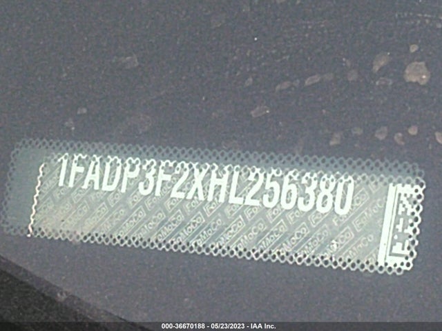 Ford FOCUS SE 2017 1FADP3F2XHL256380 Image 10