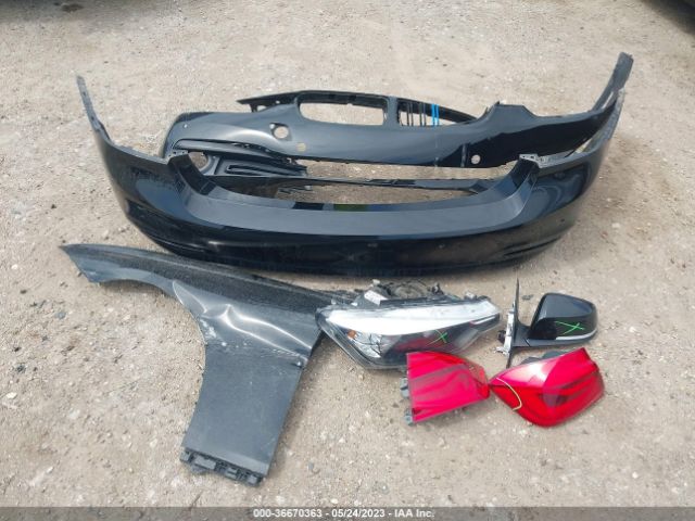 WBA8E1G57HNU12715 BMW 3 Series 320i