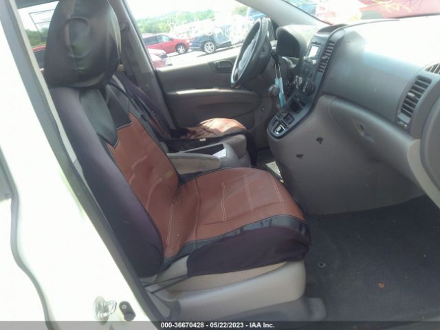 KNDMG4C73E6538936 KIA SEDONA LX