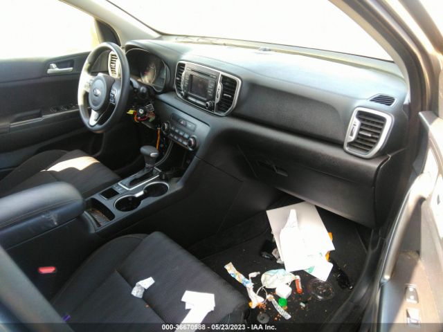 KNDPMCAC3H7261039 KIA Sportage Lx