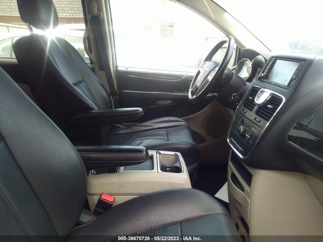 2C4RC1BGXGR288799 Chrysler Town & Country Touring