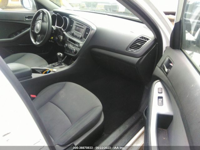 KNAGM4A75F5656872 KIA Optima Lx