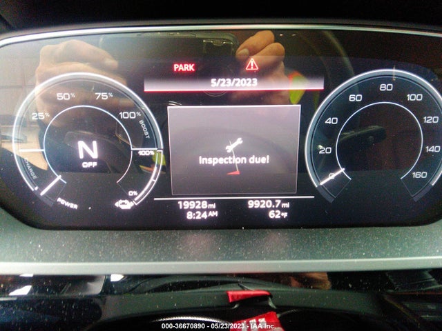 2021 Audi e-tron, VIN: WA1LAAGE5MB017947